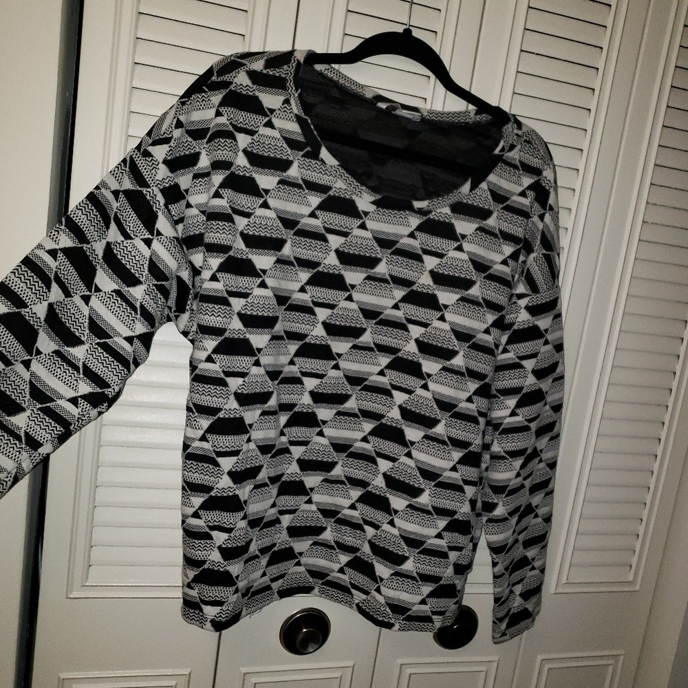 Black & White sweater